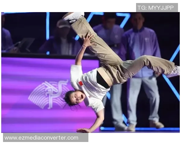 热议街舞：重庆街舞队的速度变革